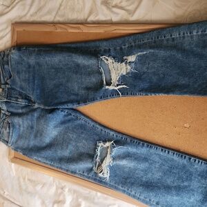 Forever 21 Blue Distressed Jeans Size 30
